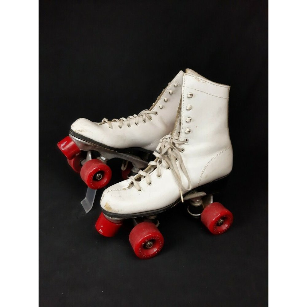 Vintage Roller Derby Leather Lace Up Roller Skates Womens Size 7  Red Wheels